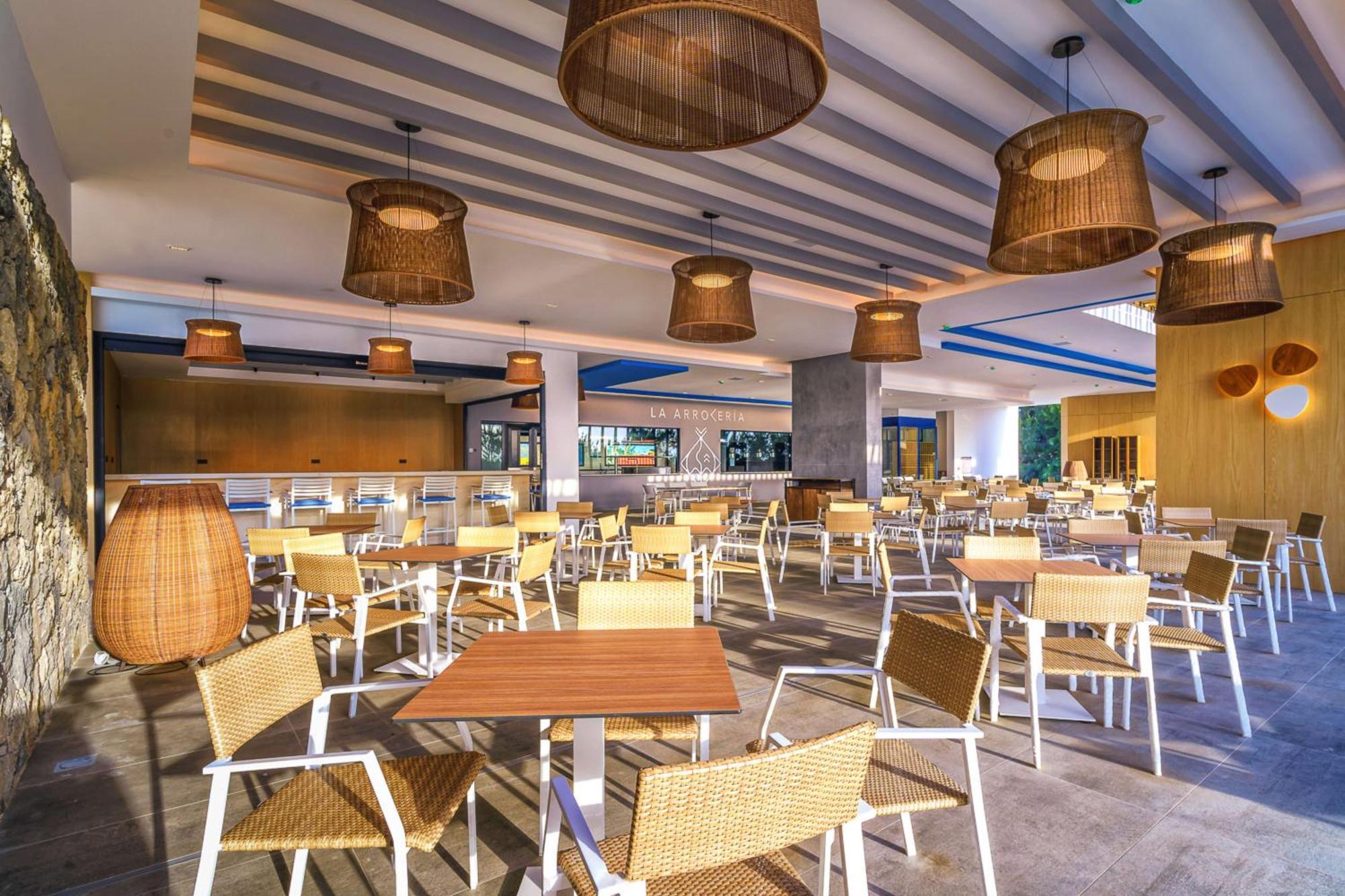 Resort Cordial Santa Agueda & Perchel Beach Club 라프라야데알게네구인 외부 사진