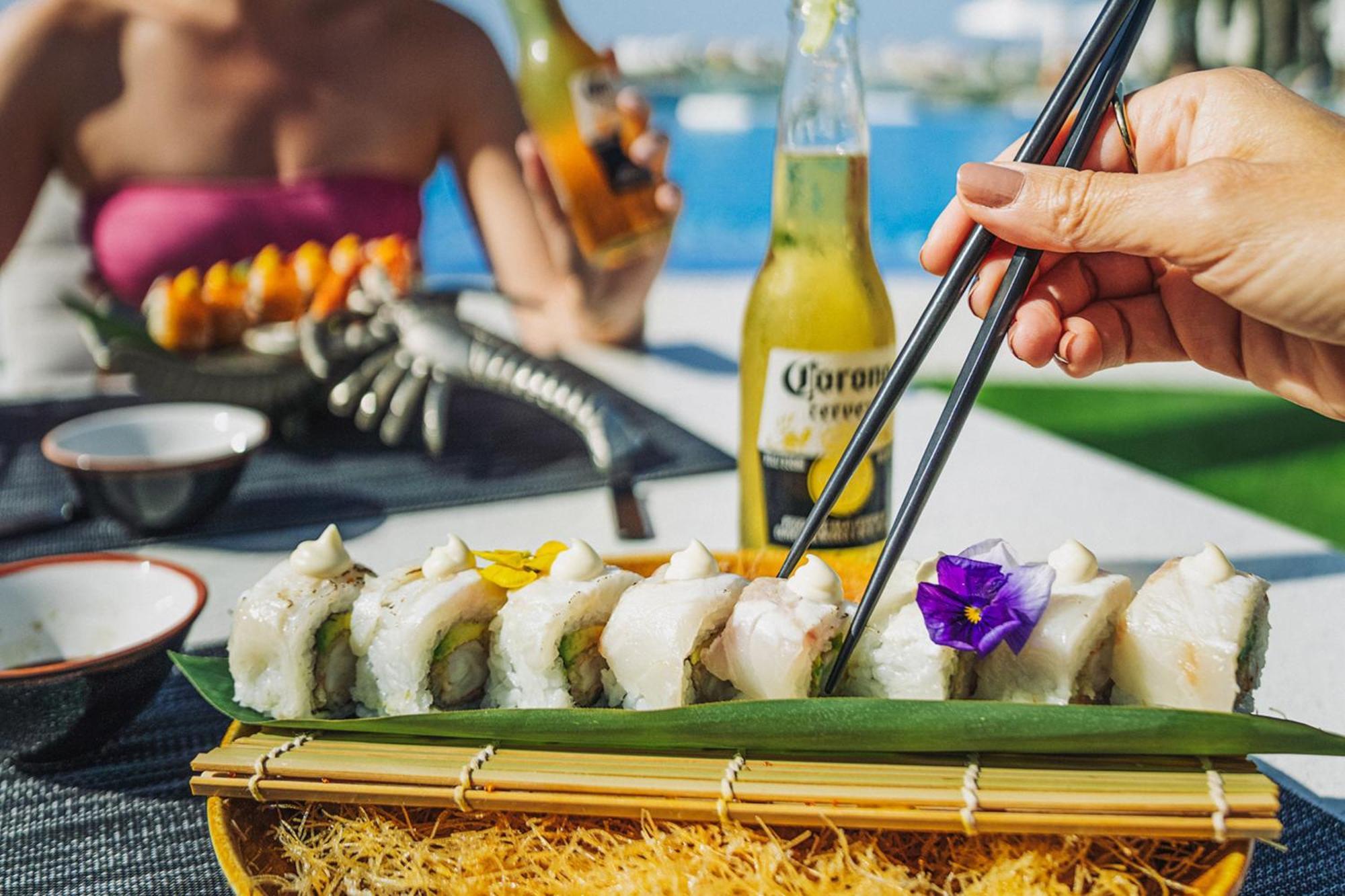 Resort Cordial Santa Agueda & Perchel Beach Club 라프라야데알게네구인 외부 사진